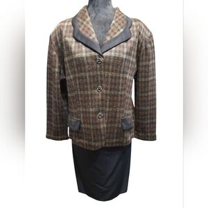 Pablo Collection Plaid Women's Jacket with Black Skirt USA Petite 14
